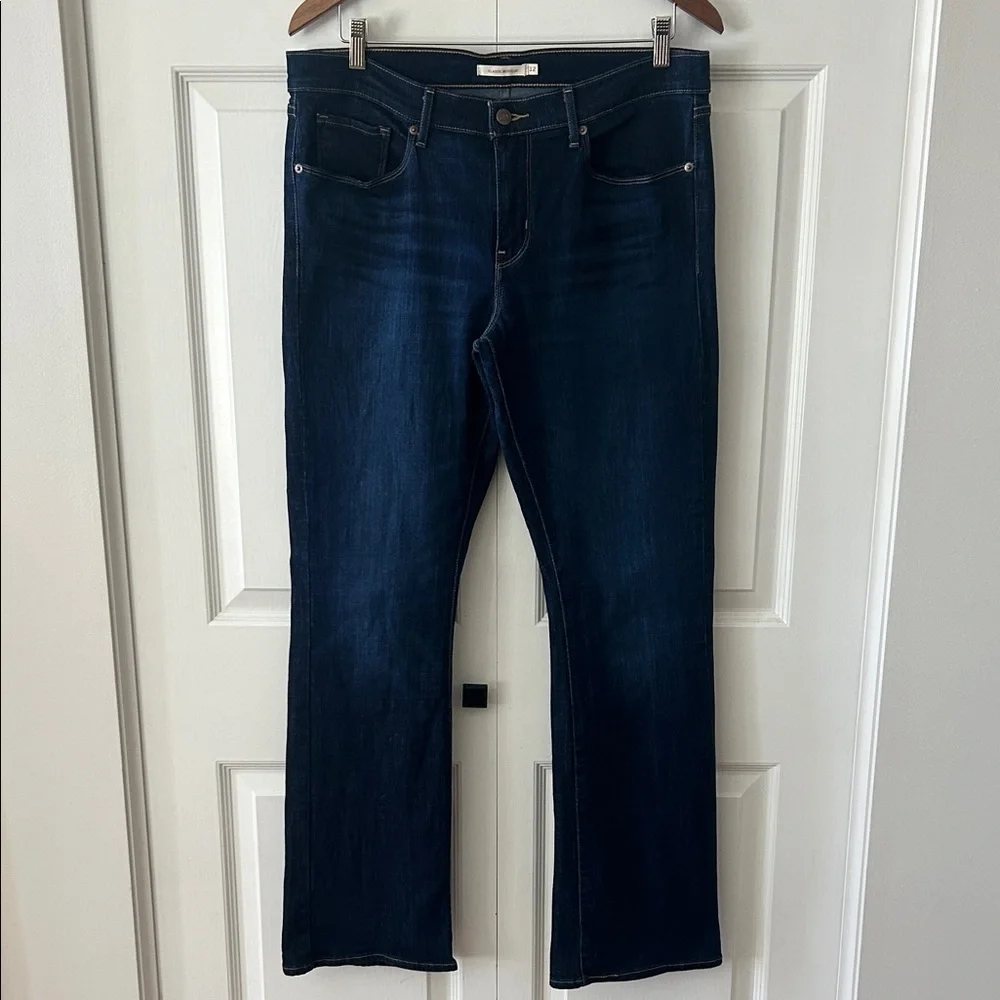 Levi’s Dark Wash Classic Bootcut Jeans Sz 31W/32L